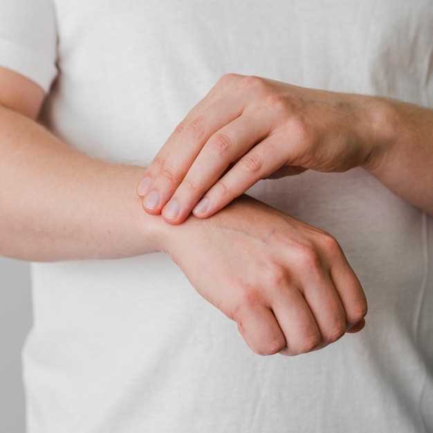 Как выбрать мазь для лечения дерматита на руках